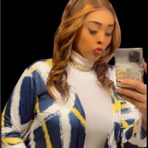 Beautiful silk cotton, two-piece long shirt and pants set 💙💛